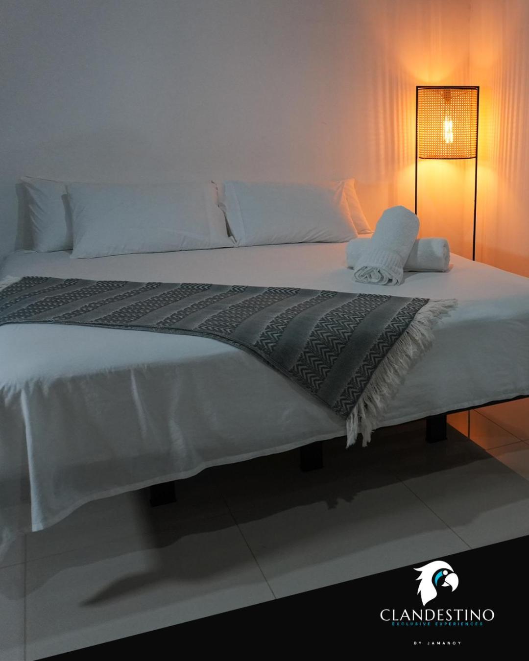 Clandestino - Hotel Boutique La Dorada Buitenkant foto